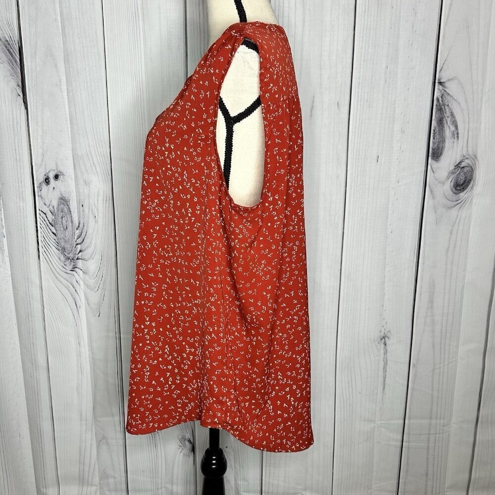 Que Zhu Womens Red Sleeveless Blouse Sz 2XL V-Neck Stretch - Picture 4 of 10